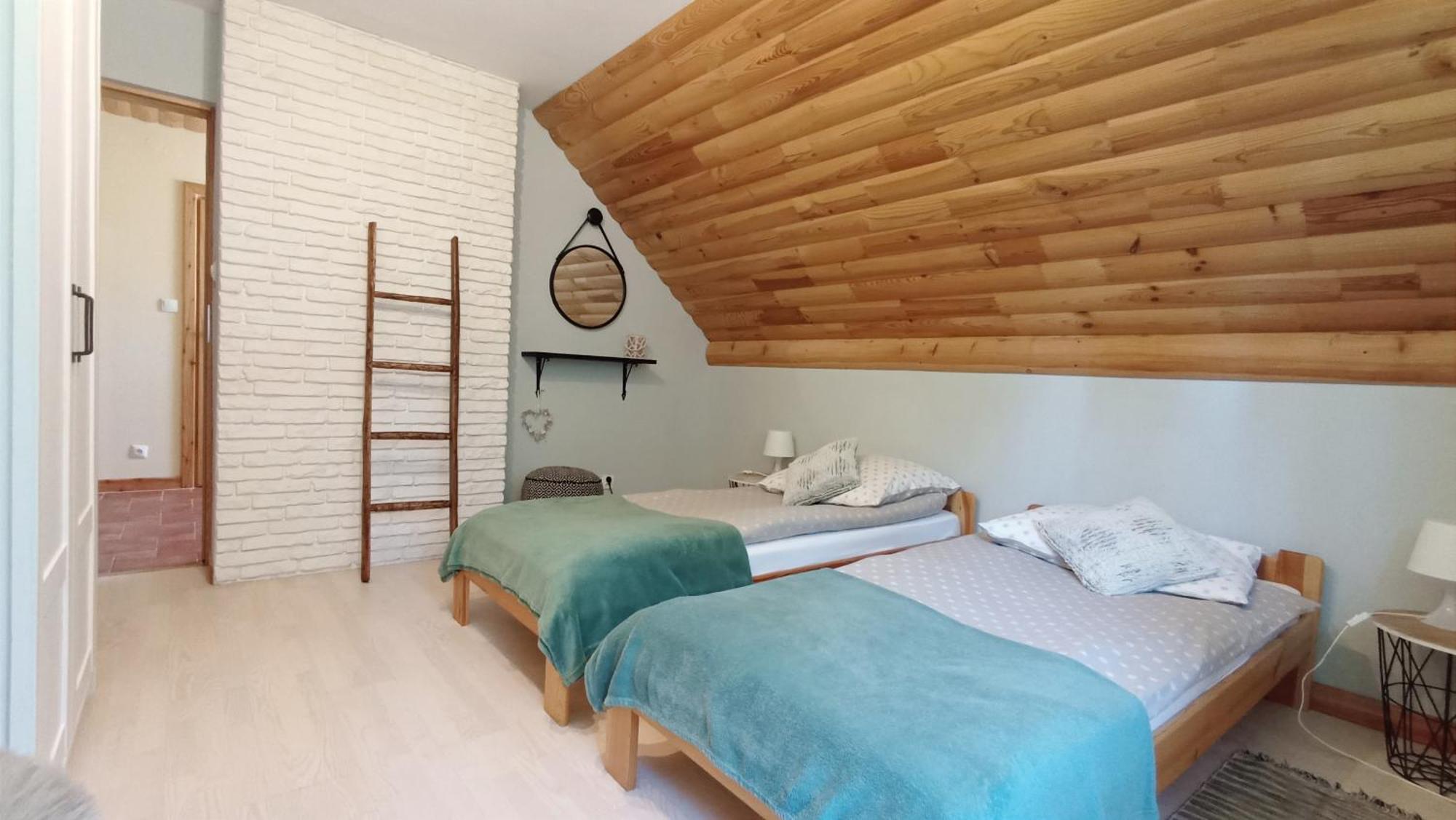 Zacisze Drwala Casa de hóspedes Lutowiska Quarto foto